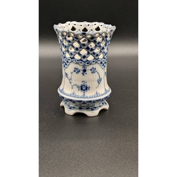 Royal Copenhagen Denmark Blue Fluted Full Lace Cigar Cup 1016 - Picture 1 of 8